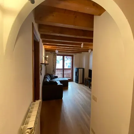 Grazioso Trilocale Con Terrazzo Vezza dʼOglio